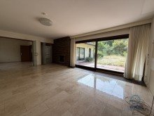 Wohnzimmer Seltene Gelegenheit in P�ttlingen - Winkelbungalow am Waldrand & fu�l�ufig zur Klinik