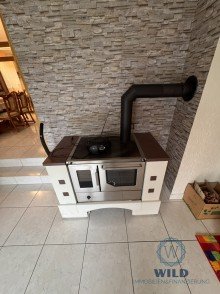 Holzofen Wohlf�hl-Reihenmittelhaus mit drei Balkonen und modernisierter Ausstattung - N�he Klinik P�ttlingen