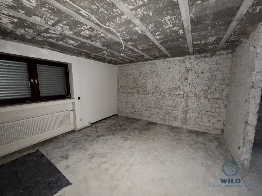 Einliegerwohnung - Wohn- Esszimmer Bungalow P�ttlingen