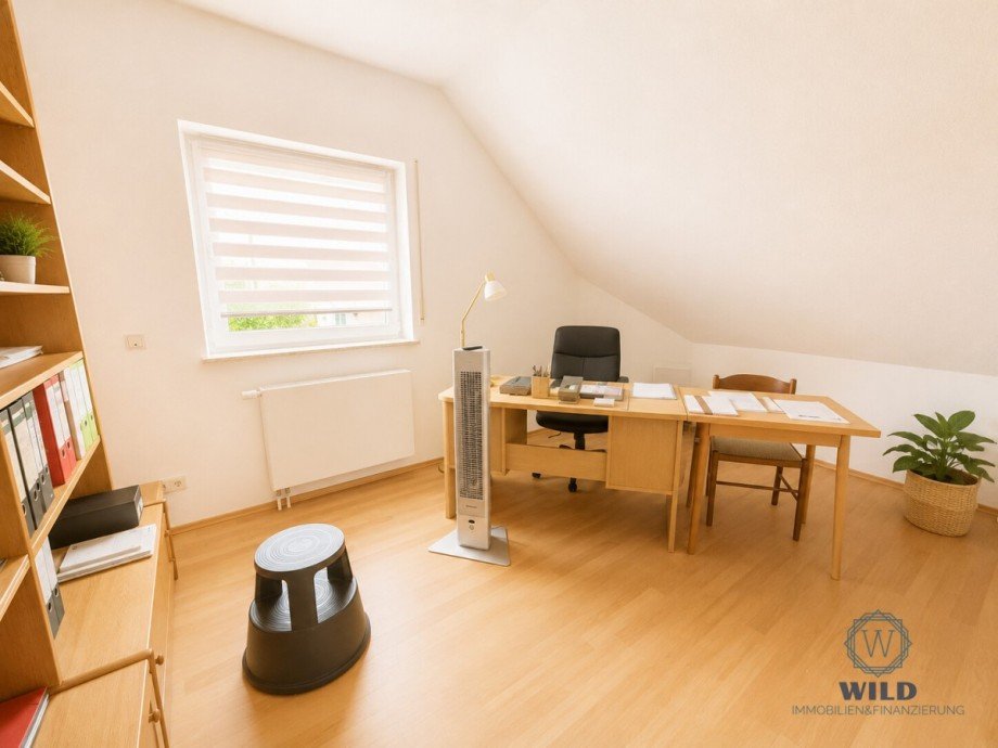 B�ro-OG Einfamilienhaus P�ttlingen