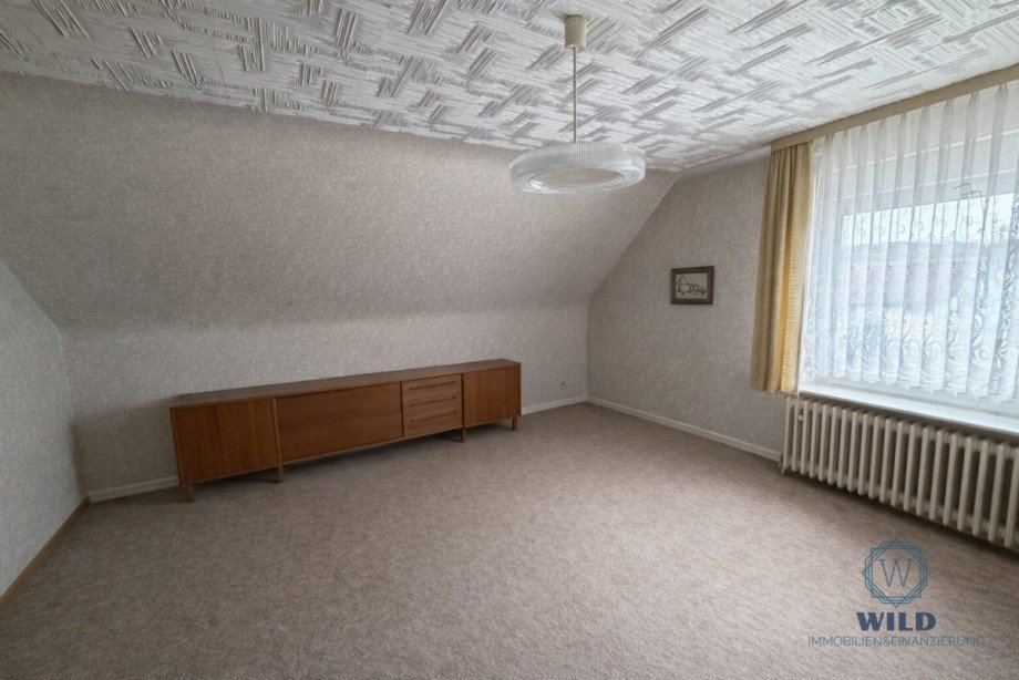 Schlafzimmer OG Einfamilienhaus Nohfelden / S�tern