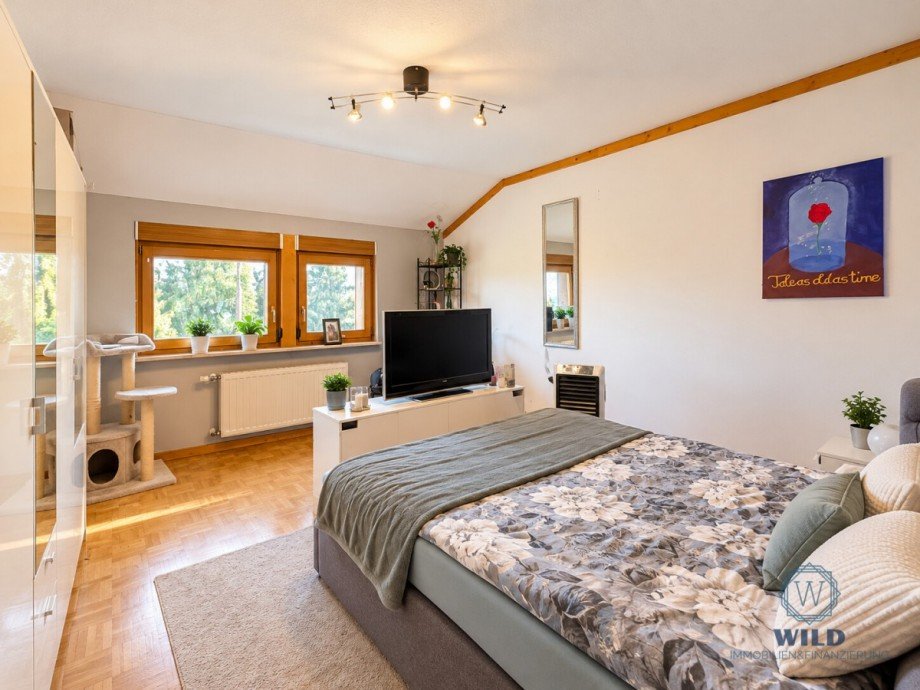 Schlafzimmer 1-DG Reihenmittelhaus P�ttlingen / Engelfangen