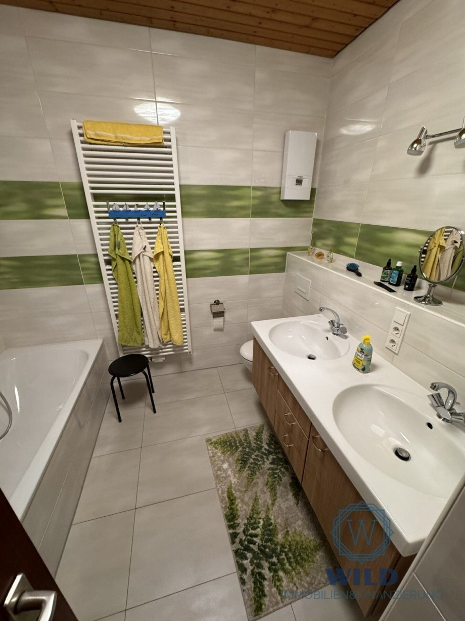 Bad - OG Reihenmittelhaus P�ttlingen