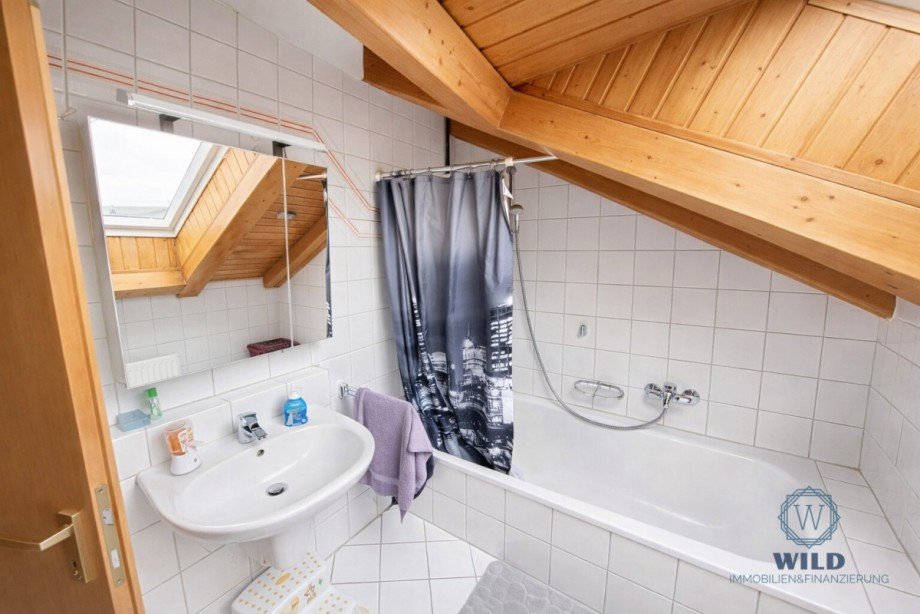 Bad Dachgeschosswohnung P�ttlingen / Etzenhofen