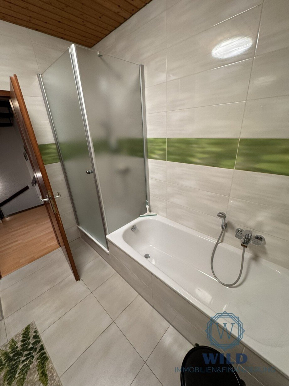 Bad - OG Reihenmittelhaus P�ttlingen