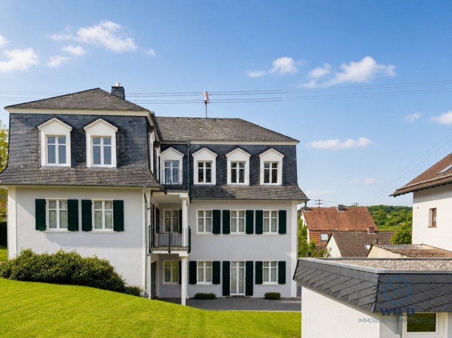 R�ckansicht Zweifamilienhaus Illingen