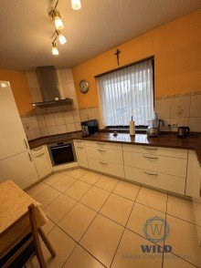 K�che Wohlf�hl-Reihenmittelhaus mit drei Balkonen und modernisierter Ausstattung - N�he Klinik P�ttlingen