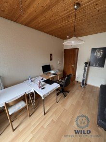 Kind 1 Wohlf�hl-Reihenmittelhaus mit drei Balkonen und modernisierter Ausstattung - N�he Klinik P�ttlingen