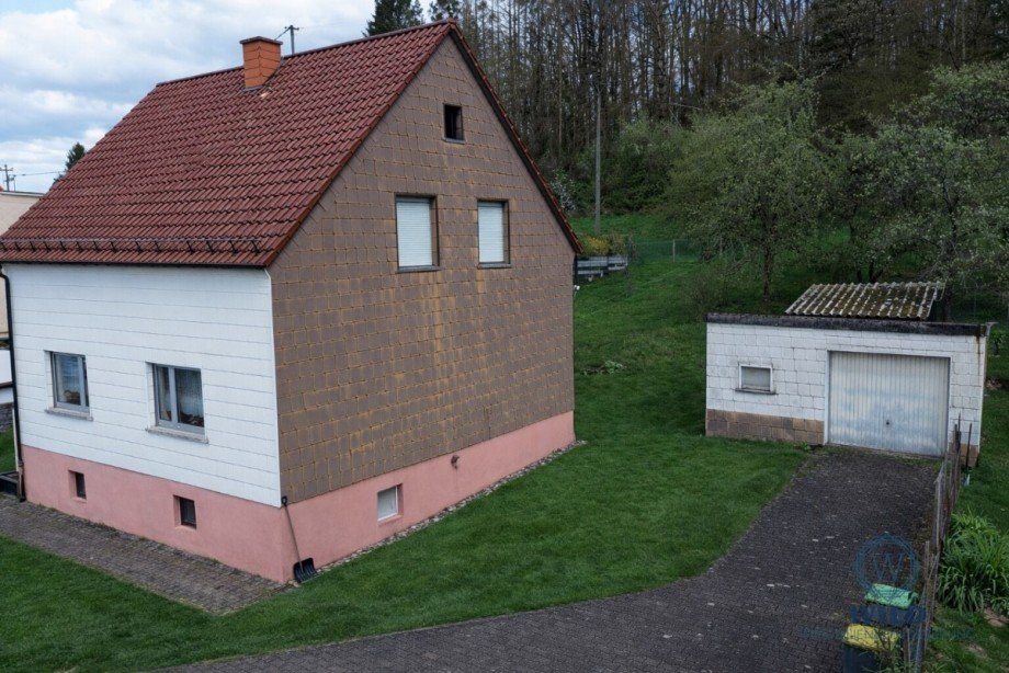 Seitenansicht Einfamilienhaus Nohfelden / S�tern